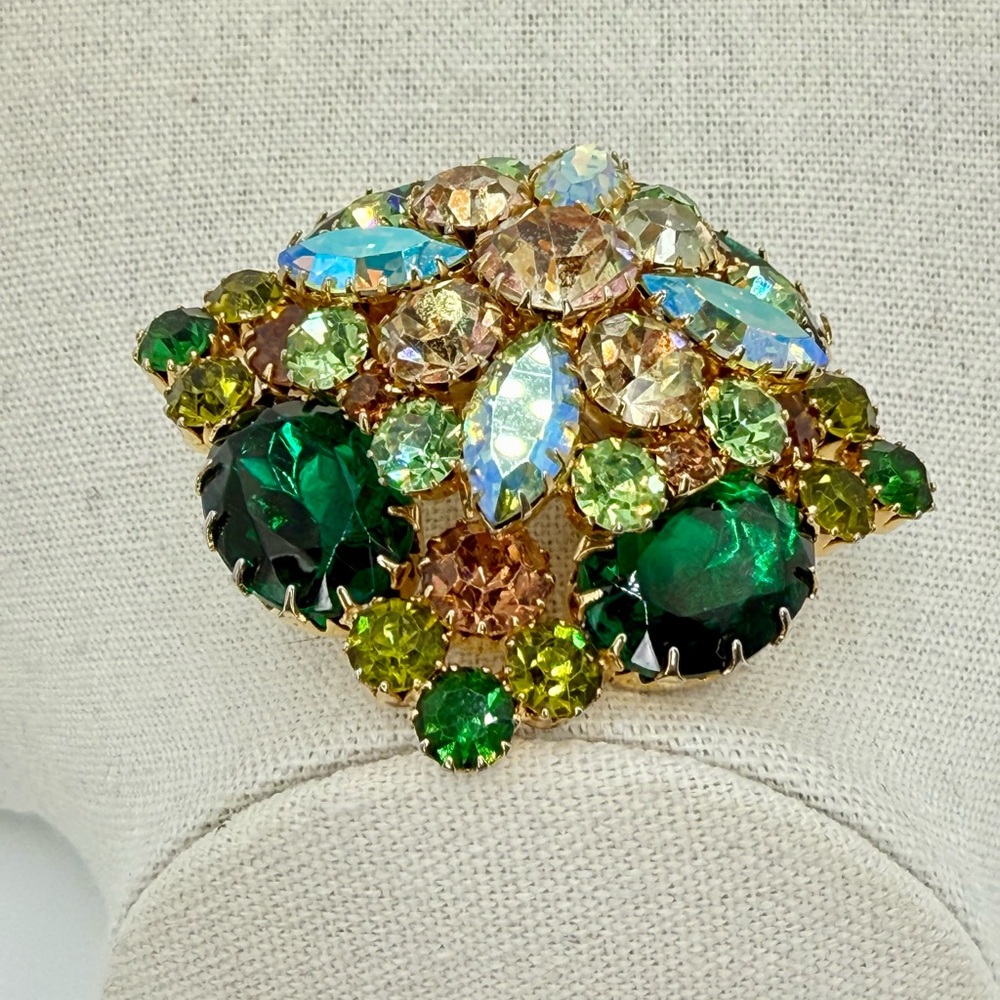 Vintage Juliana Style Green AB Rhinestone Dome Brooch Statement Piece D&E Look - Picture 8 of 17